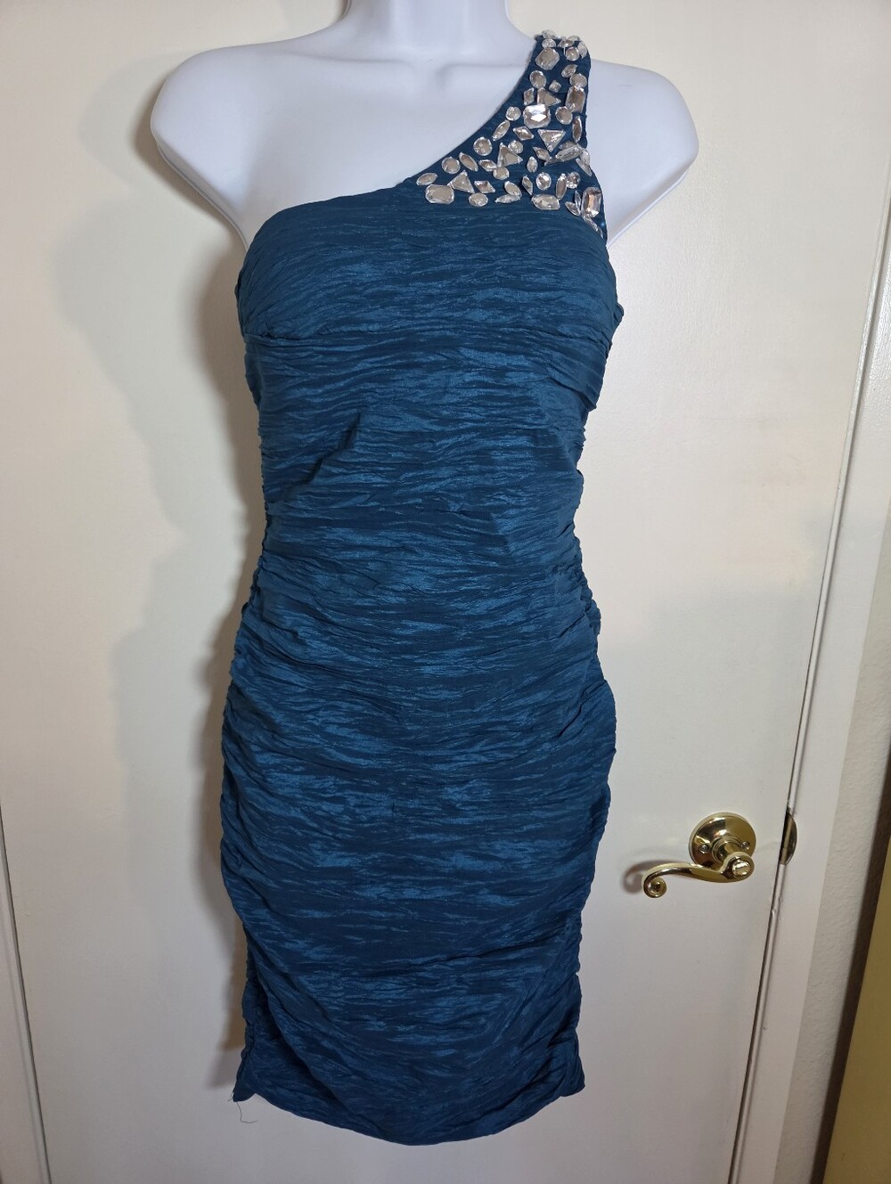 Romeo & Juliet Couture HOCO Teal Ruched Dress Gem Embellished Mini Sz S Prom